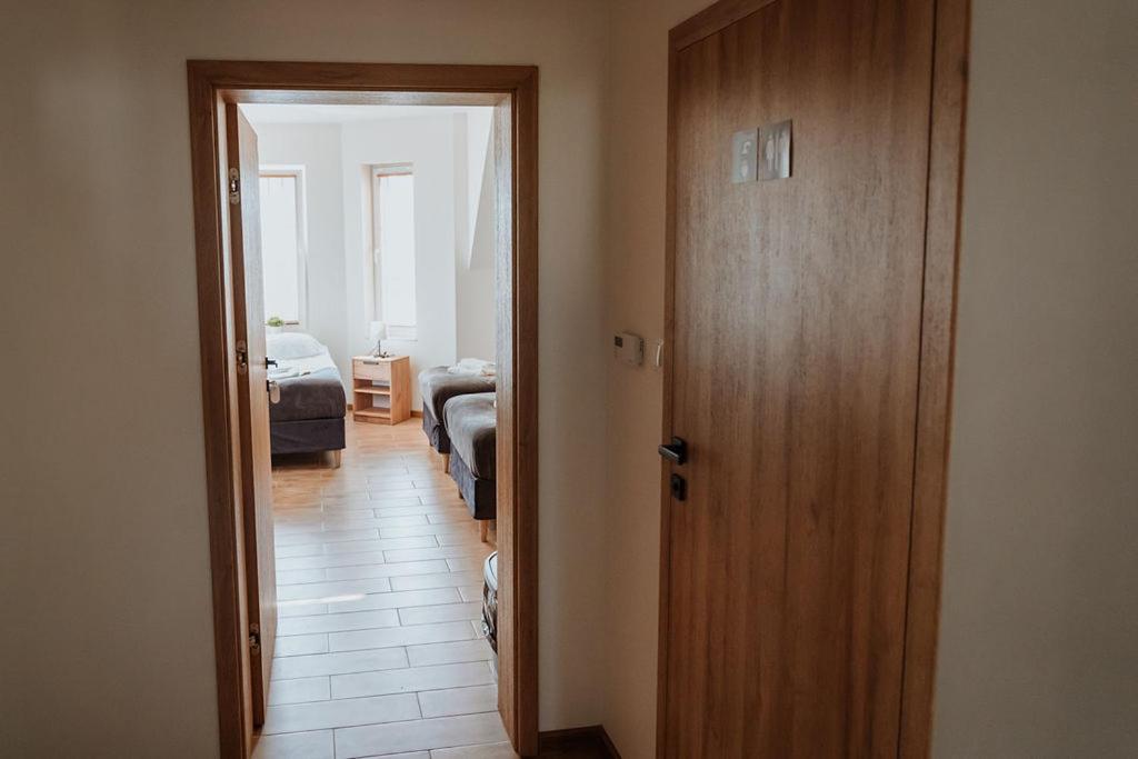 Noclegi Przy Stacji Nowy Dwor Mazowiecki Exterior photo